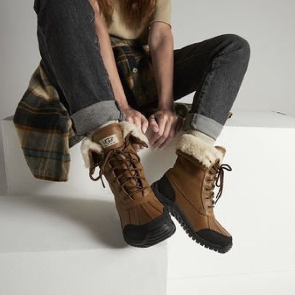 UGG Shoes - UGG Adirondack II Snow Boots - Sz 7 Otter